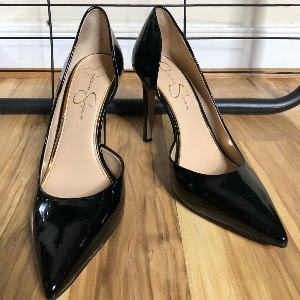 Jessica Simpson Classic Black Pump
